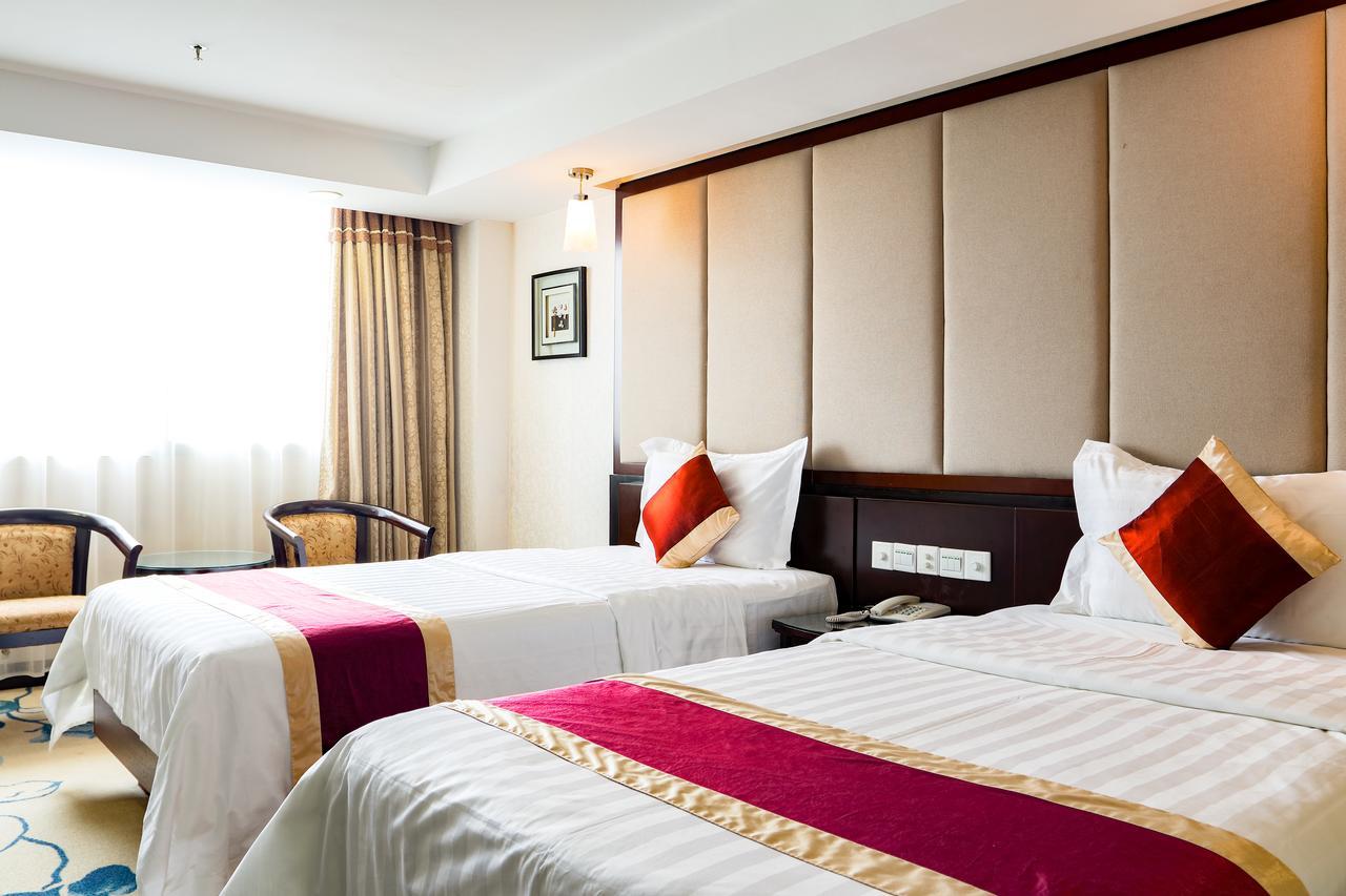 New World Hotel Гуанчжоу Экстерьер фото