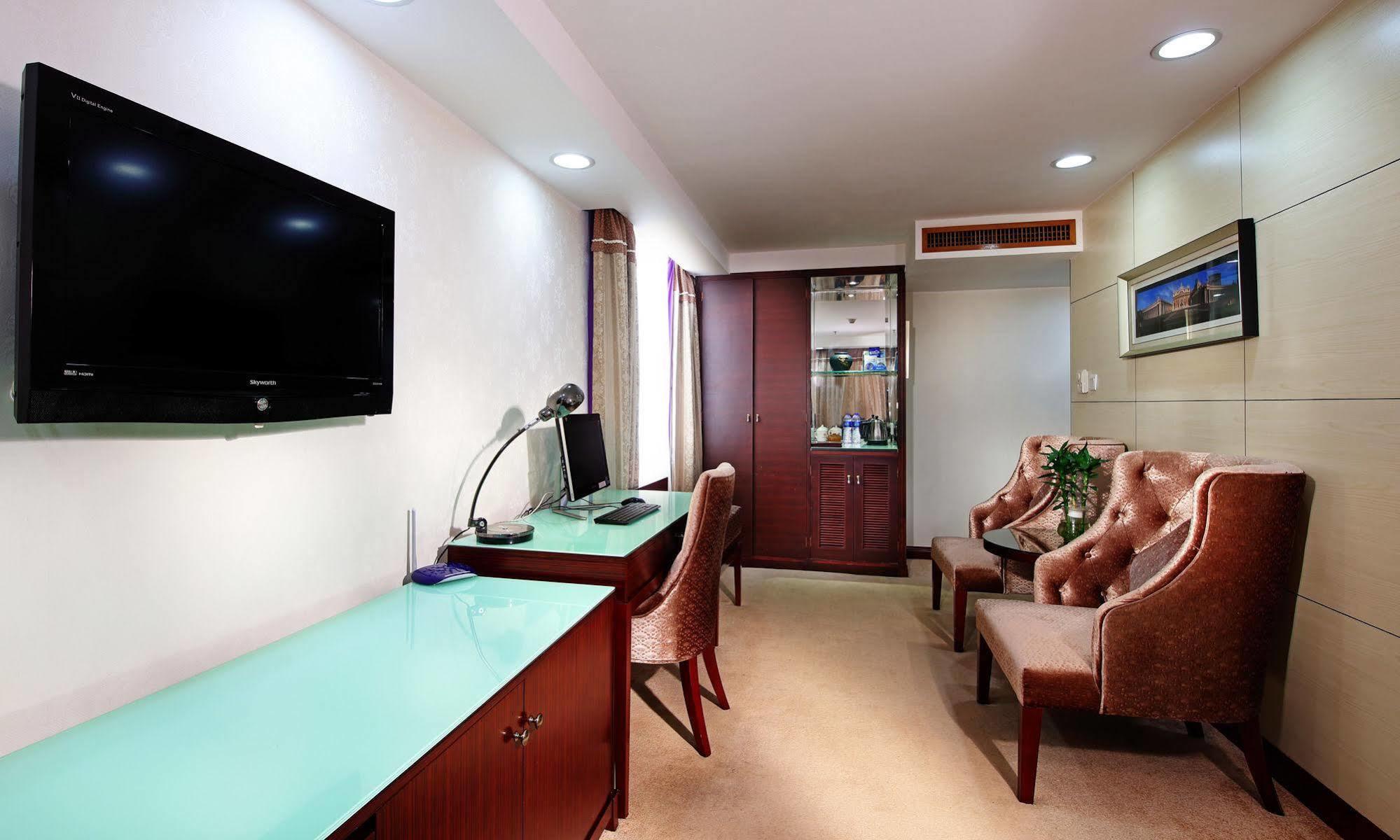 New World Hotel Гуанчжоу Экстерьер фото